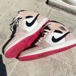 Jordan 1 Mid Crimson Tint